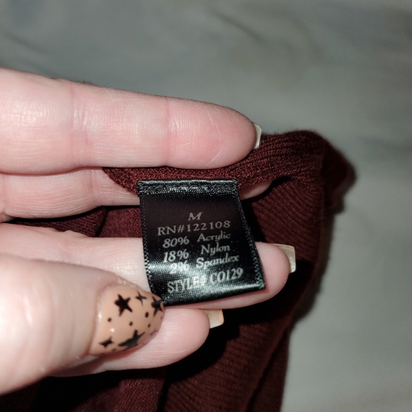 MAK Cropped Cardigan, Burgundy, Size M - Picture 3 of 4